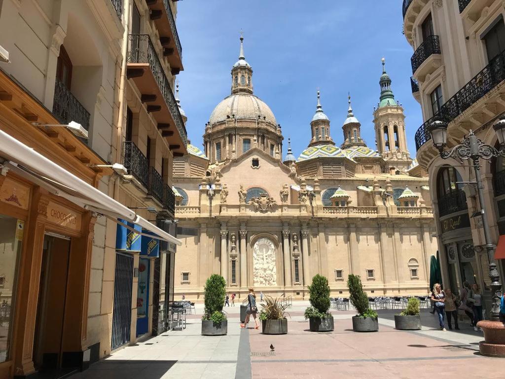 Apartamento AZ El Balcón de Rey Alfonso III Zaragoza Exterior foto